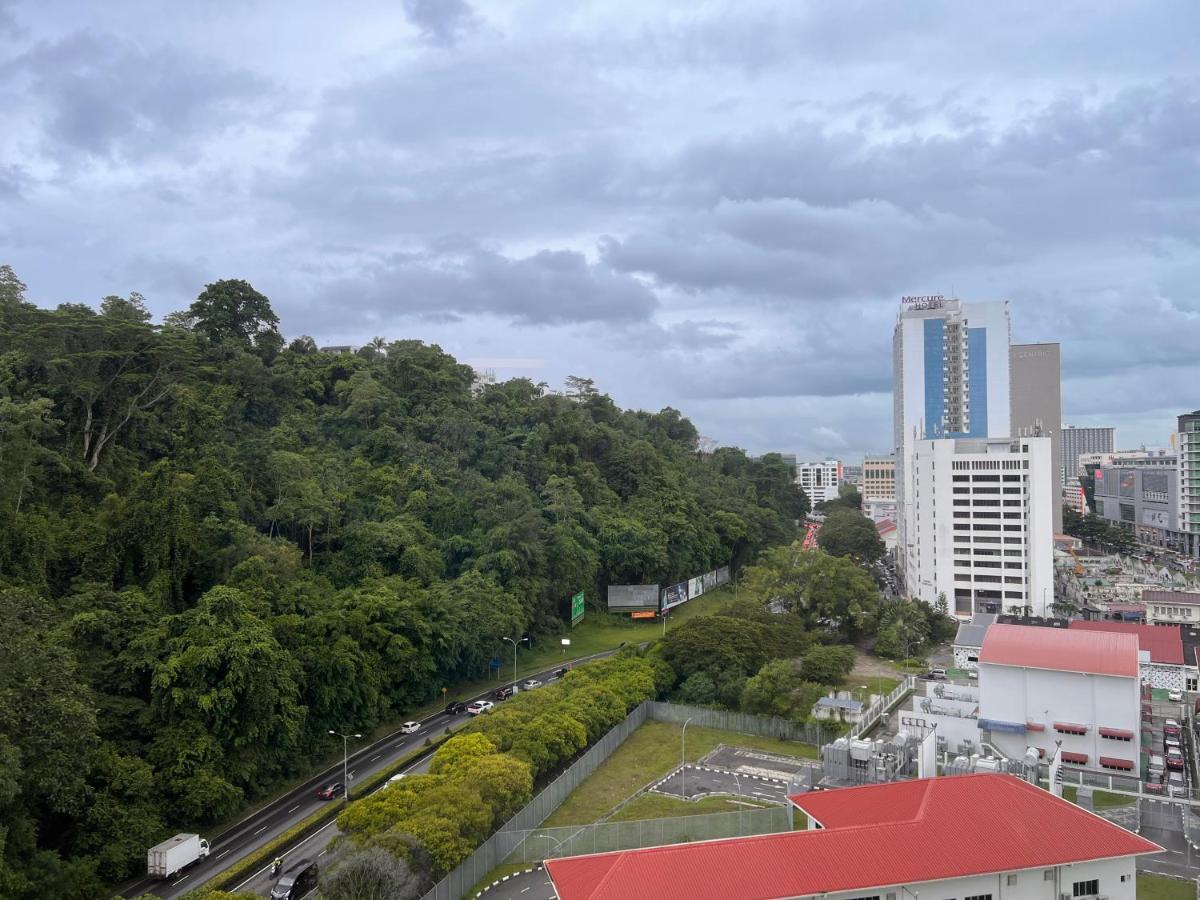 Jesselton Quay Suite By Backyard Кота Кинабалу Екстериор снимка