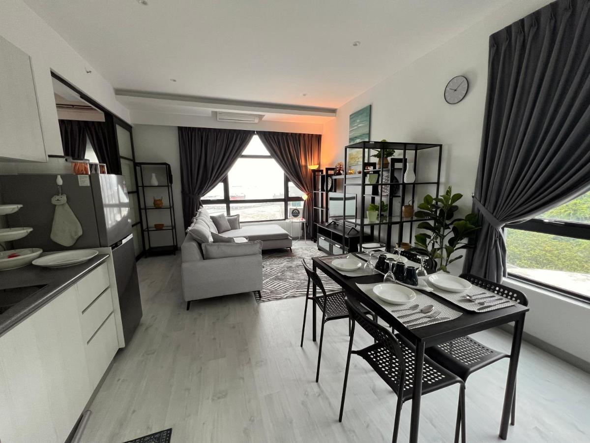 Jesselton Quay Suite By Backyard Кота Кинабалу Екстериор снимка