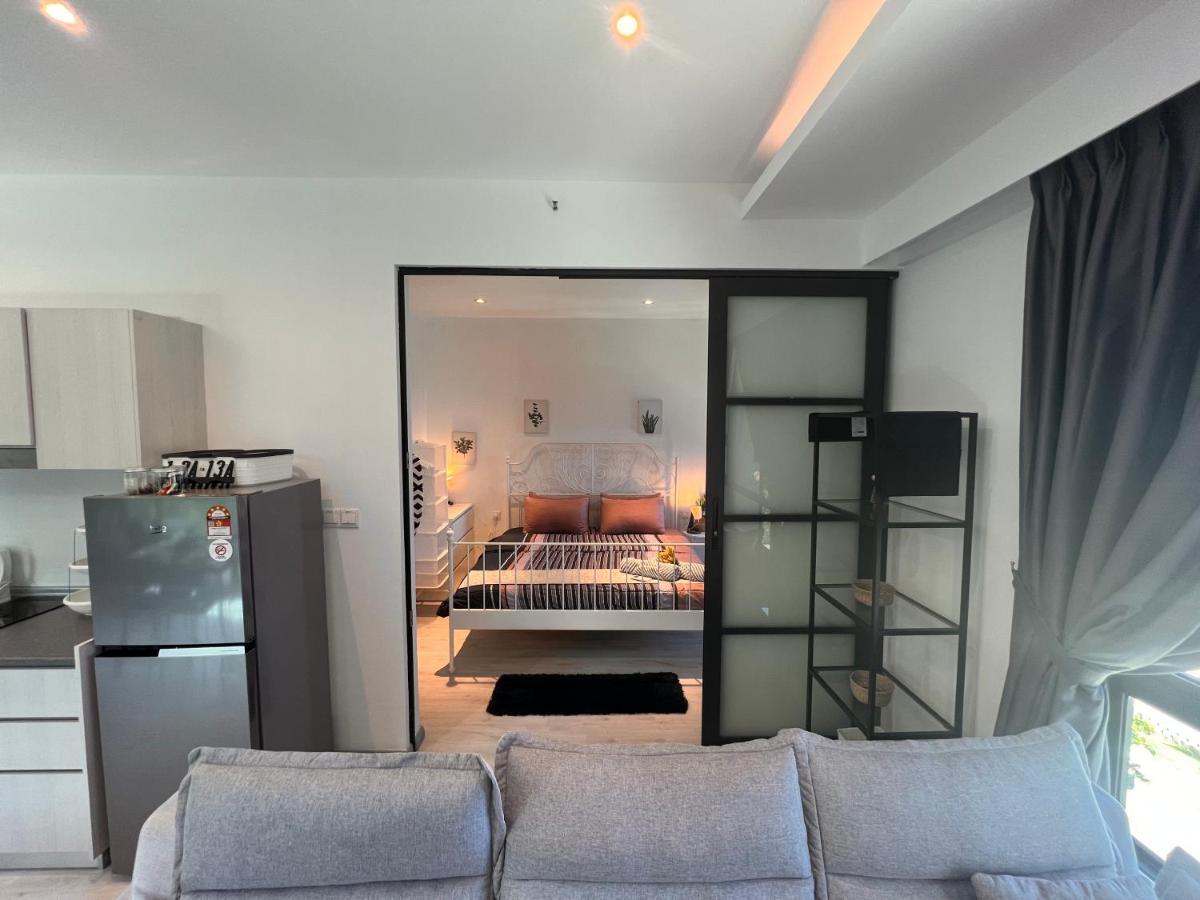 Jesselton Quay Suite By Backyard Кота Кинабалу Екстериор снимка